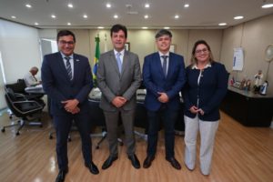 Em Brasília, ministro da Saúde garante a Wilson Lima apoio para ampliar investimentos no Amazonas