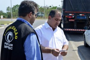 Ipem-AM realiza operação ‘Tacógrafo Seguro’ e notifica 42 veículos por irregularidades