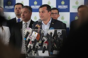 Governador Wilson Lima anuncia pagamento da primeira parcela do 13º salário dos servidores para novembro