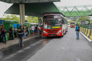 Prefeitura garante 100% da frota de ônibus em circulação e aumenta número de carros reserva nos terminais