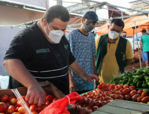 Feiras e mercados municipais retomam atividades com novo horário de funcionamento