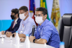 David quer incluir professores, profissionais do transporte público, garis, motoboys e atendentes de farmácias no próximo grupo prioritário de vacinação