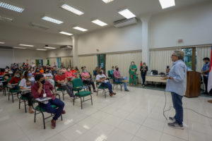 Educadores da prefeitura participam de workshop para melhorar índices na zona Leste