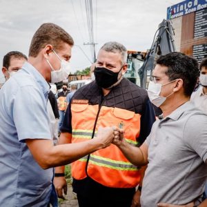 David Almeida e Marcos Rotta iniciam mutirão de infraestrutura no Nova Cidade