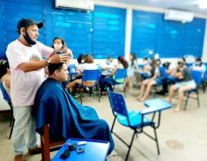 Prefeitura de Manaus leva ação de cidadania aos moradores do bairro Redenção