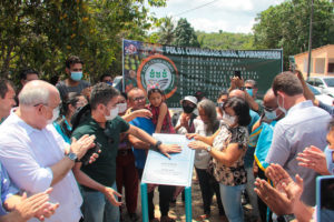 David Almeida e Marcos Rotta entregam mais um ramal revitalizado em Manaus