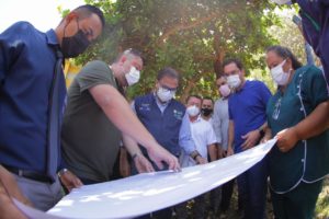 Secretário Anoar Samad realiza visita técnica para implantação de leitos de UTI em Parintins