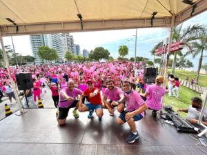 Prefeitura encerra programação do Outubro Rosa com ação na faixa liberada