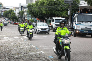 Prefeitura faz operação para ordenar estacionamento no Centro