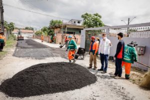 Prefeitura de Manaus realiza mutirão de obras e asfalto no bairro Colônia Santo Antônio