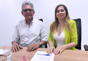 Dulce Almeida assume a Secretaria Municipal de Educação