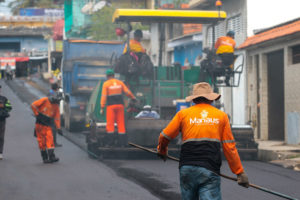 Prefeitura de Manaus beneficia novas ruas do bairro São José com o programa ‘Asfalta Manaus’