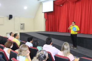 Prefeitura dá início às atividades do ‘Setembro Amarelo’ com palestra na rede municipal de ensino