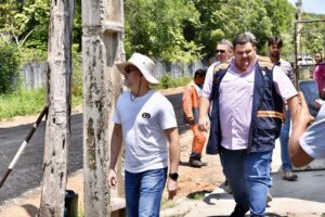 Prefeito David Almeida destaca avanço do programa ‘Asfalta Manaus’ no Parque Riachuelo