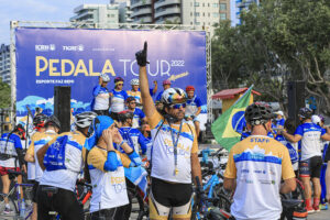 ‘Pedala Tour’ reúne mais de 1,6 mil ciclistas em Manaus