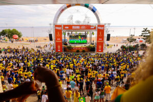 Brahma Fest e Prefeitura de Manaus reúnem mais de 8 mil torcedores da Seleção Brasileira no anfiteatro da Ponta Negra