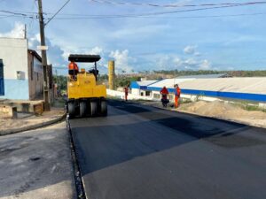 Prefeitura de Manaus recupera 80 ruas no bairro Nova Cidade