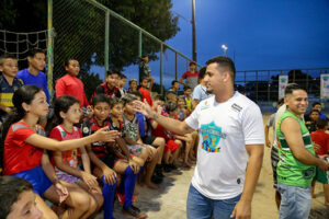 Prefeitura entrega novos kits esportivos a projetos do bairro São José