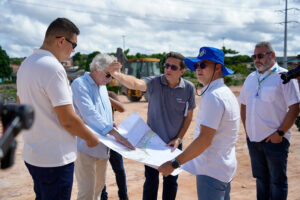 Prefeito destaca avanço das obras do parque Amazonino Mendes