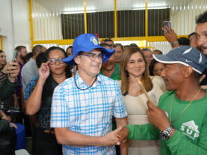 Prefeito reinaugura escola na zona Leste que estava sem reforma há 39 anos