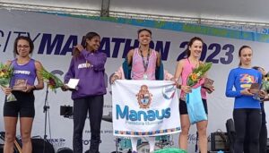 Atleta do ‘Manaus Olímpica’ é campeã da meia-maratona de 21 km em São Paulo