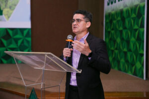 Prefeito David Almeida ressalta modelo exitoso da Zona Franca de Manaus em evento da Eletros