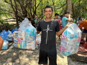 Prefeitura de Manaus intensifica operação ’Estiagem’ e atende mais 420 famílias ribeirinhas da área rural da capital